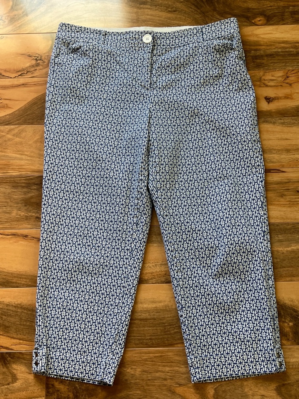 Counterparts Women Cropped Pants Trousers Size 12 Blue White Geometric Stretchy